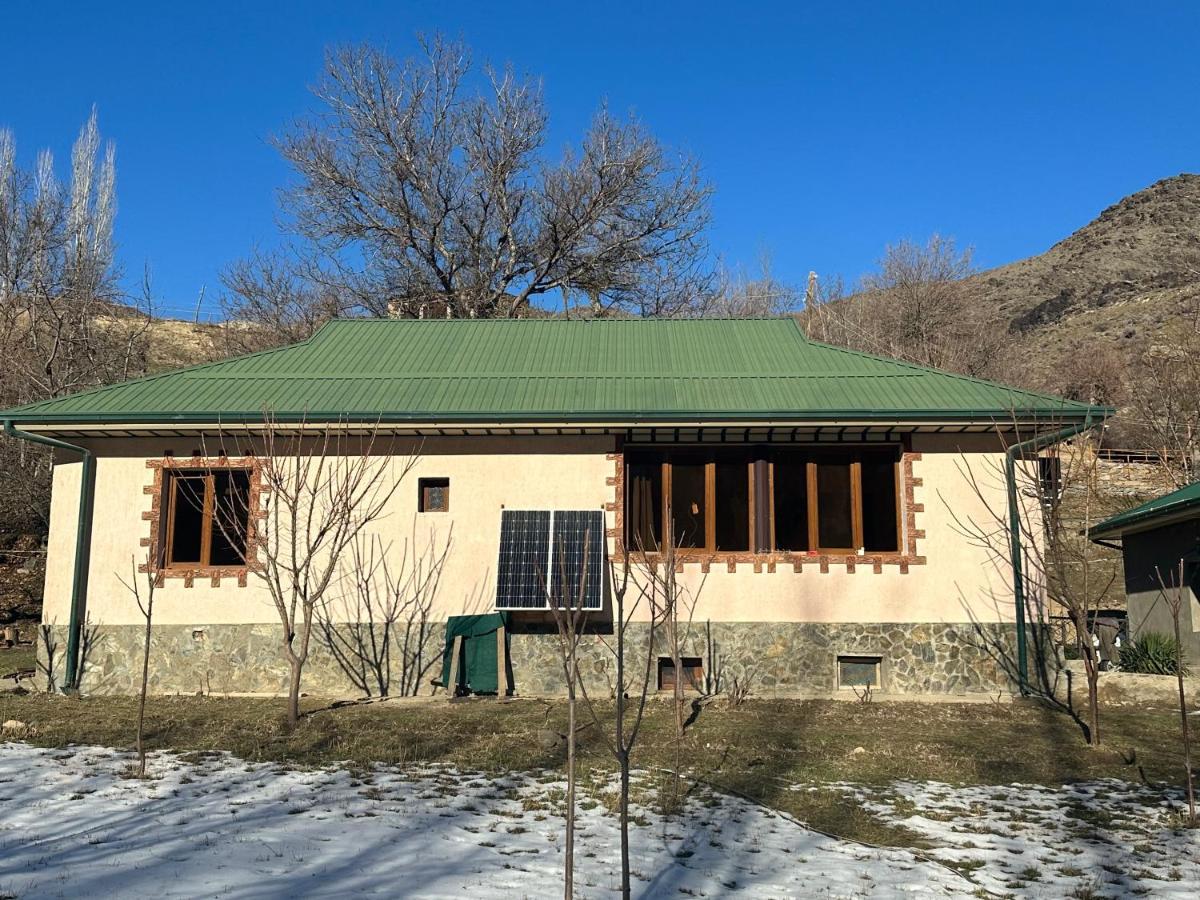 Hayat Guesthouse Nuratau Mountains Yukary-Ukhum Εξωτερικό φωτογραφία
