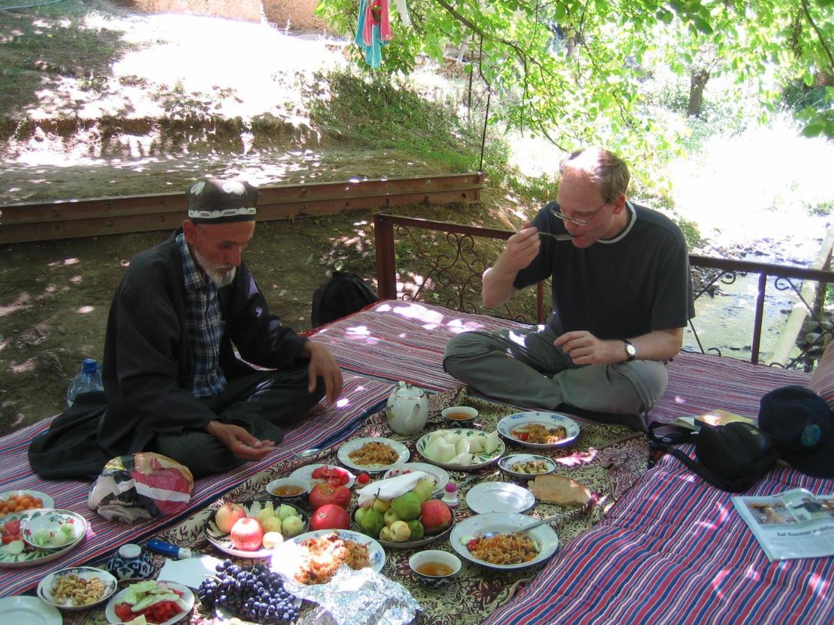 Hayat Guesthouse Nuratau Mountains Yukary-Ukhum Εξωτερικό φωτογραφία