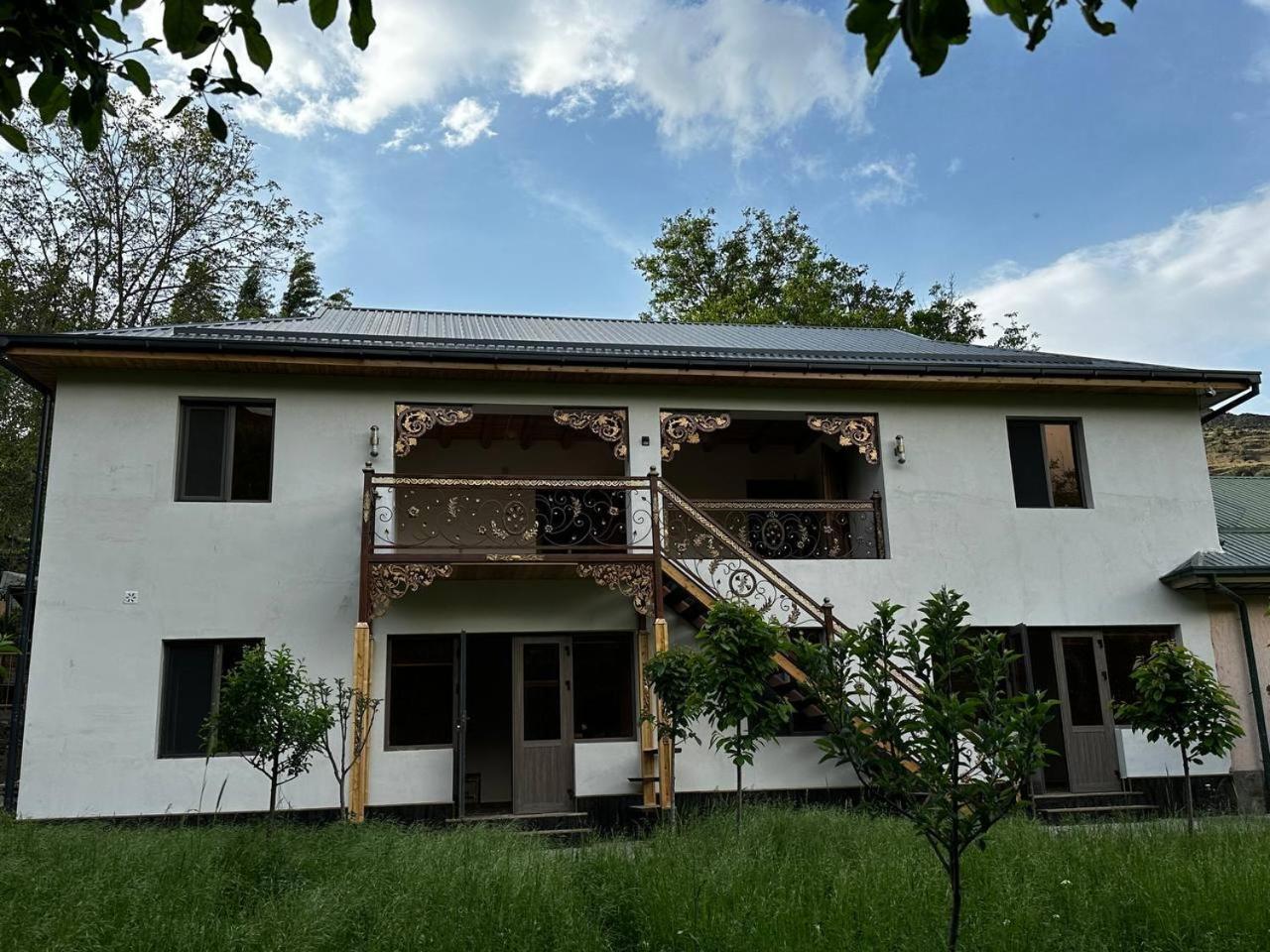 Hayat Guesthouse Nuratau Mountains Yukary-Ukhum Εξωτερικό φωτογραφία